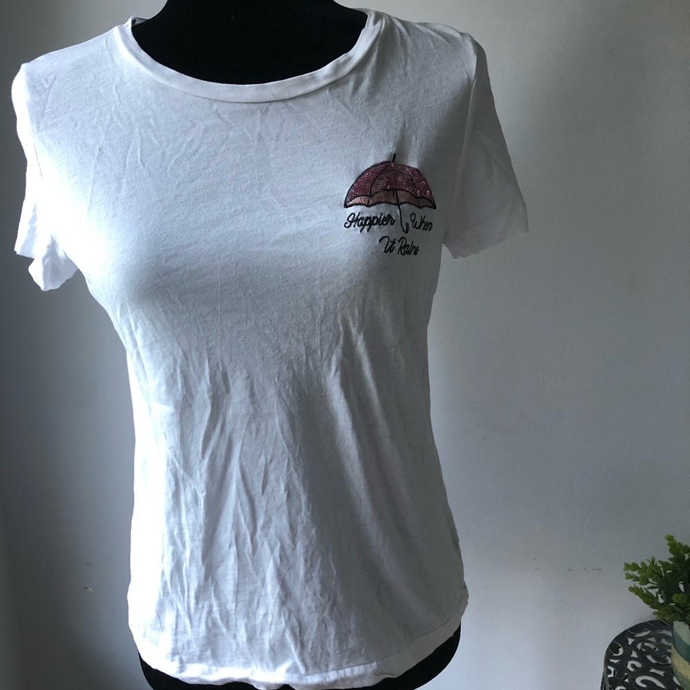 Vero Moda White Tshirt "Happier when it rains"